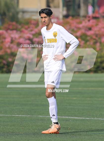 Thumbnail 1 in El Toro vs. Edison (Hawks Invitational) photogallery.