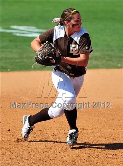 Thumbnail 3 in Chino vs. Don Lugo (CIF SS D2 Final) photogallery.
