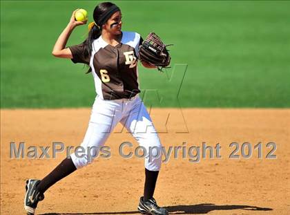 Thumbnail 3 in Chino vs. Don Lugo (CIF SS D2 Final) photogallery.