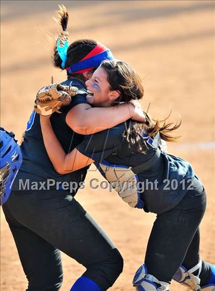 Thumbnail 3 in Chino vs. Don Lugo (CIF SS D2 Final) photogallery.