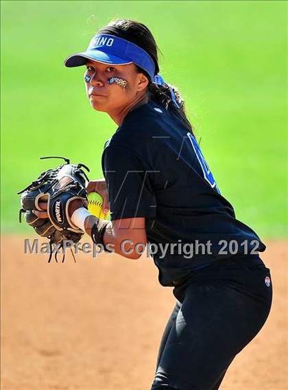 Thumbnail 3 in Chino vs. Don Lugo (CIF SS D2 Final) photogallery.