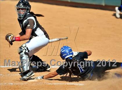Thumbnail 2 in Chino vs. Don Lugo (CIF SS D2 Final) photogallery.