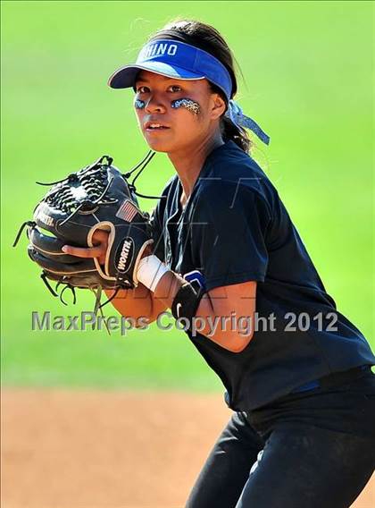 Thumbnail 2 in Chino vs. Don Lugo (CIF SS D2 Final) photogallery.