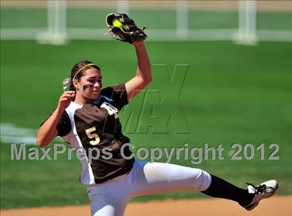 Thumbnail 3 in Chino vs. Don Lugo (CIF SS D2 Final) photogallery.