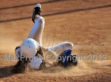 Thumbnail 3 in Chino vs. Don Lugo (CIF SS D2 Final) photogallery.