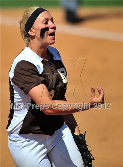 Thumbnail 2 in Chino vs. Don Lugo (CIF SS D2 Final) photogallery.