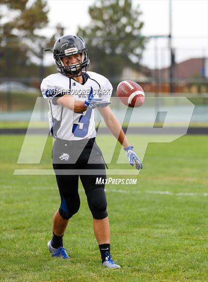 Thumbnail 3 in Grandview @ Eaglecrest photogallery.