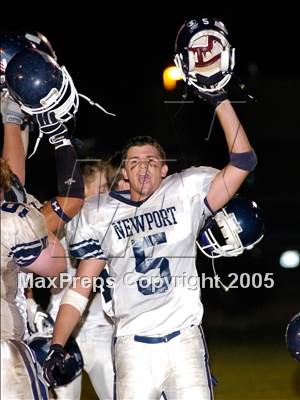Thumbnail 3 in Newport Harbor vs. Tustin (D6 Semifinal) photogallery.