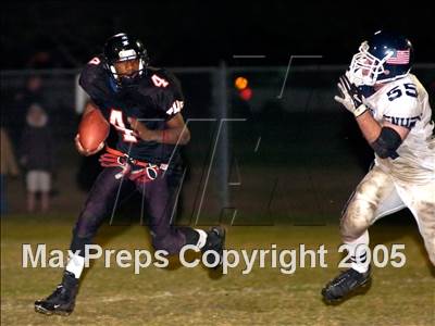 Thumbnail 1 in Newport Harbor vs. Tustin (D6 Semifinal) photogallery.