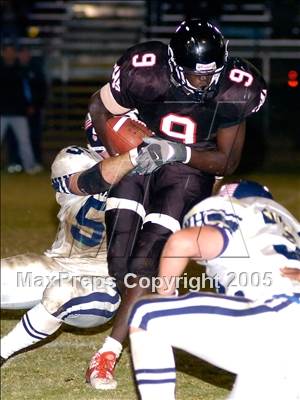 Thumbnail 1 in Newport Harbor vs. Tustin (D6 Semifinal) photogallery.