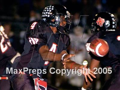 Thumbnail 1 in Newport Harbor vs. Tustin (D6 Semifinal) photogallery.