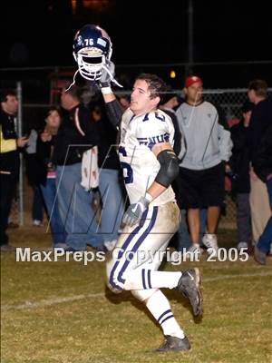 Thumbnail 3 in Newport Harbor vs. Tustin (D6 Semifinal) photogallery.