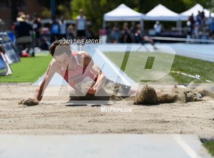 Thumbnail 3 in BYU Invitational photogallery.
