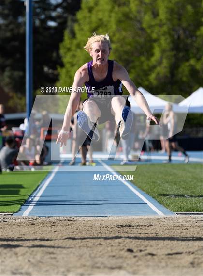 Thumbnail 2 in BYU Invitational photogallery.