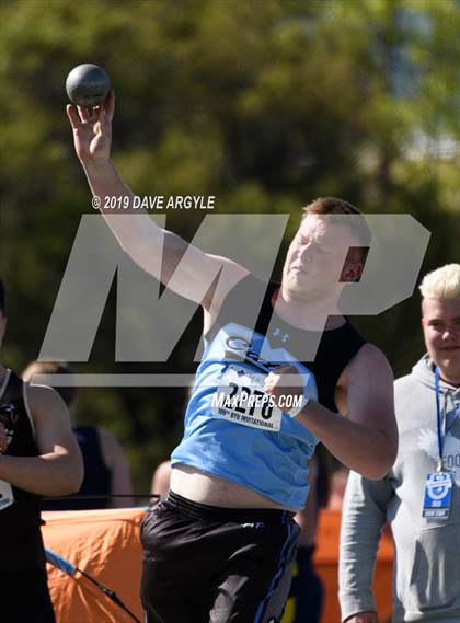 Thumbnail 2 in BYU Invitational photogallery.