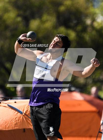 Thumbnail 3 in BYU Invitational photogallery.