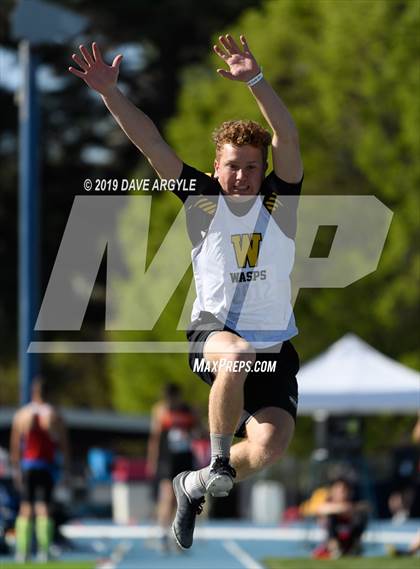 Thumbnail 2 in BYU Invitational photogallery.