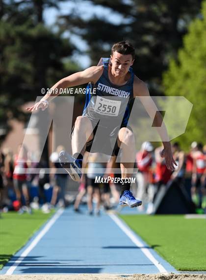 Thumbnail 2 in BYU Invitational photogallery.