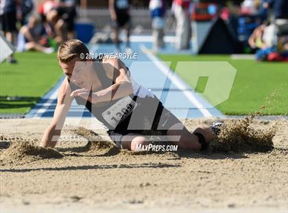 Thumbnail 3 in BYU Invitational photogallery.