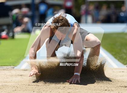 Thumbnail 3 in BYU Invitational photogallery.