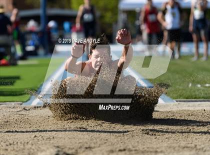 Thumbnail 3 in BYU Invitational photogallery.