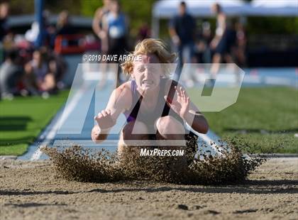 Thumbnail 1 in BYU Invitational photogallery.