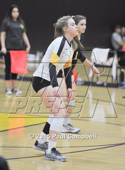 Thumbnail 1 in Gilbert vs Sunnyslope (Gilbert Invitational) photogallery.