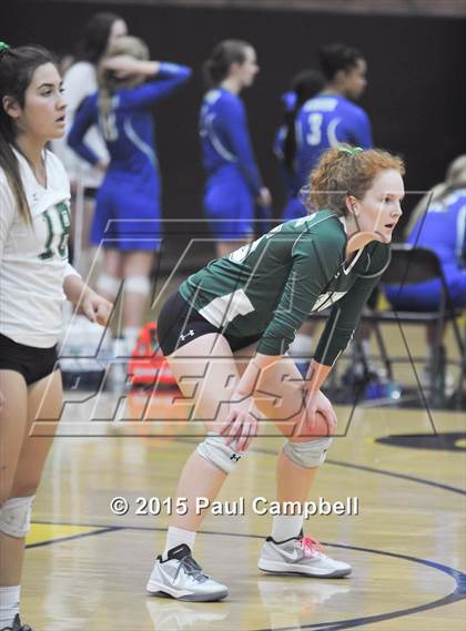 Thumbnail 3 in Gilbert vs Sunnyslope (Gilbert Invitational) photogallery.