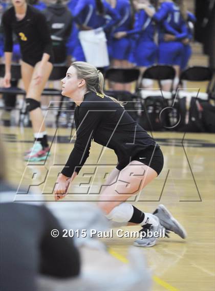 Thumbnail 2 in Gilbert vs Sunnyslope (Gilbert Invitational) photogallery.