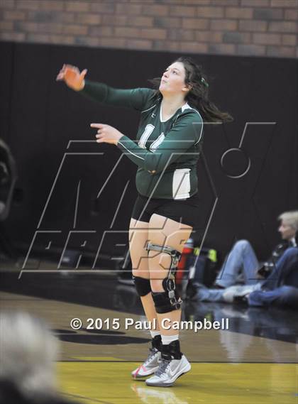 Thumbnail 2 in Gilbert vs Sunnyslope (Gilbert Invitational) photogallery.
