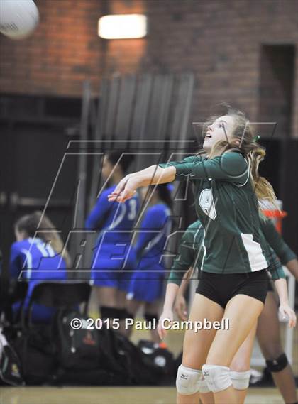 Thumbnail 2 in Gilbert vs Sunnyslope (Gilbert Invitational) photogallery.