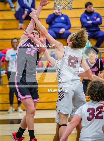 Thumbnail 2 in Woodcreek vs. Lincoln (Sheldon's Block Party Showcase) photogallery.