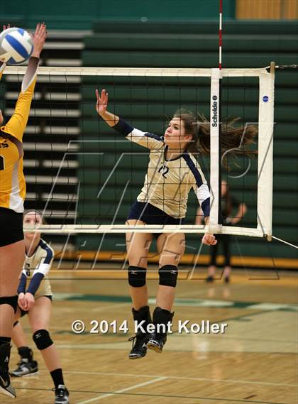 Thumbnail 2 in Adams vs. Stoney Creek photogallery.