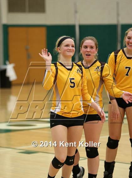 Thumbnail 1 in Adams vs. Stoney Creek photogallery.