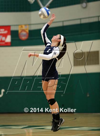 Thumbnail 1 in Adams vs. Stoney Creek photogallery.