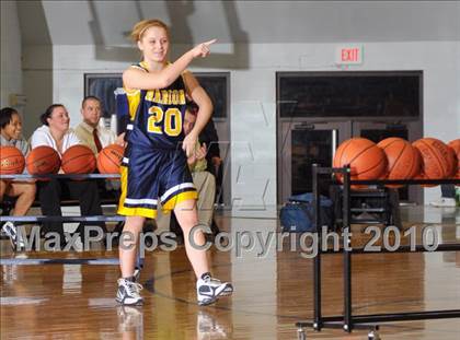 Thumbnail 2 in Mt. Vernon vs Marion (Regional Playoffs) photogallery.