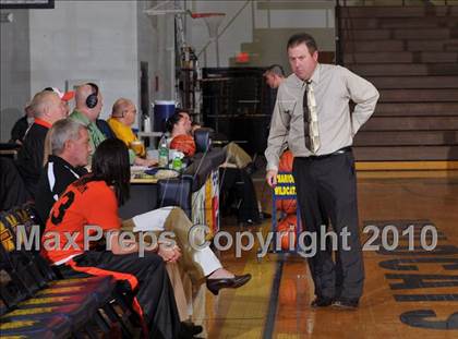 Thumbnail 1 in Mt. Vernon vs Marion (Regional Playoffs) photogallery.