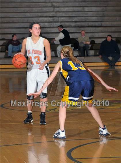 Thumbnail 1 in Mt. Vernon vs Marion (Regional Playoffs) photogallery.