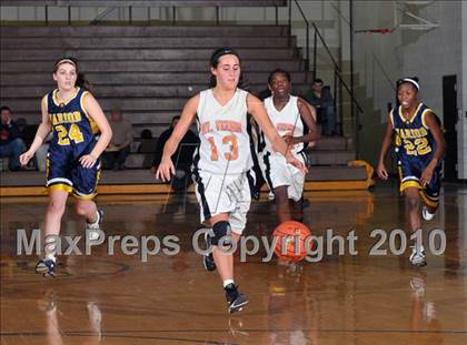 Thumbnail 3 in Mt. Vernon vs Marion (Regional Playoffs) photogallery.