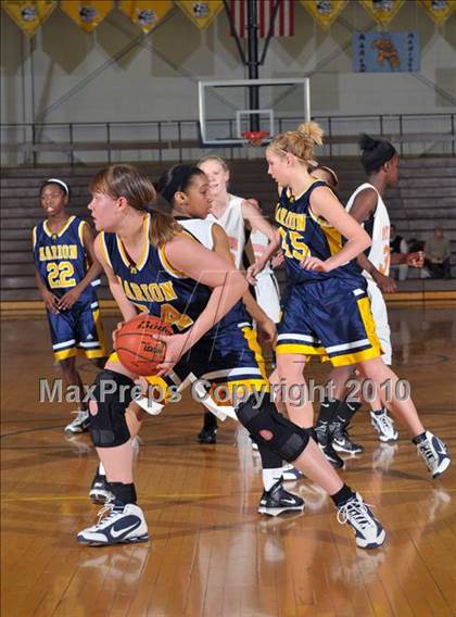 Thumbnail 2 in Mt. Vernon vs Marion (Regional Playoffs) photogallery.