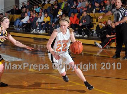 Thumbnail 3 in Mt. Vernon vs Marion (Regional Playoffs) photogallery.