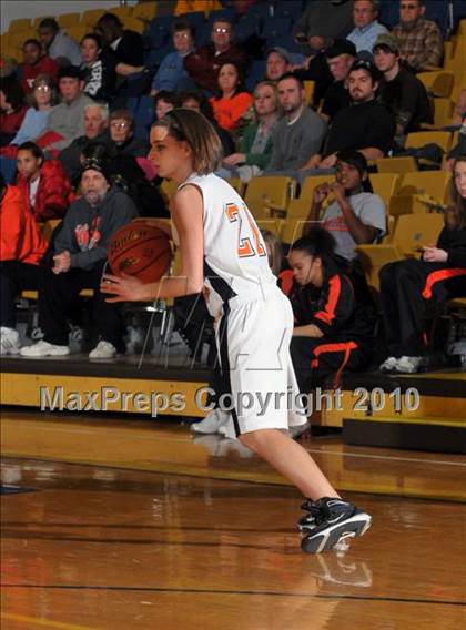 Thumbnail 1 in Mt. Vernon vs Marion (Regional Playoffs) photogallery.