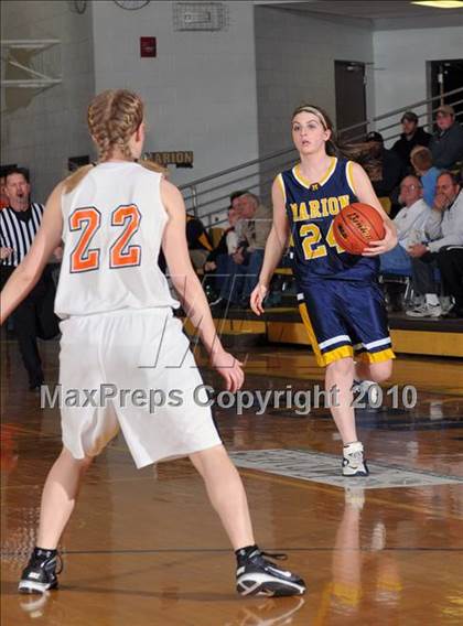 Thumbnail 3 in Mt. Vernon vs Marion (Regional Playoffs) photogallery.