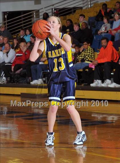 Thumbnail 3 in Mt. Vernon vs Marion (Regional Playoffs) photogallery.
