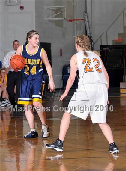 Thumbnail 3 in Mt. Vernon vs Marion (Regional Playoffs) photogallery.