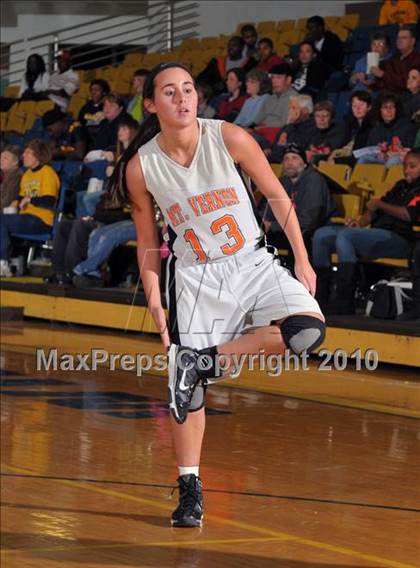 Thumbnail 1 in Mt. Vernon vs Marion (Regional Playoffs) photogallery.