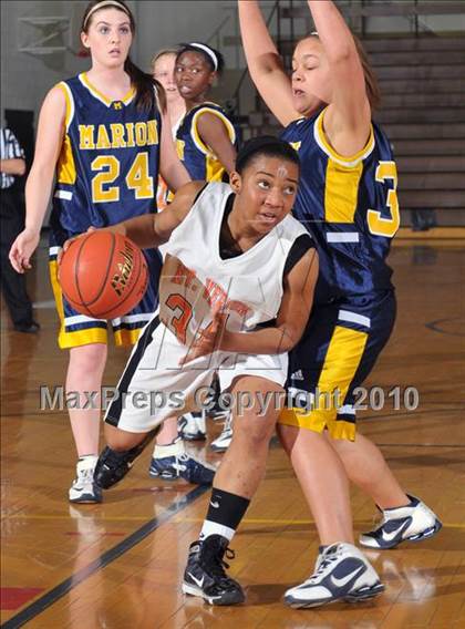 Thumbnail 3 in Mt. Vernon vs Marion (Regional Playoffs) photogallery.