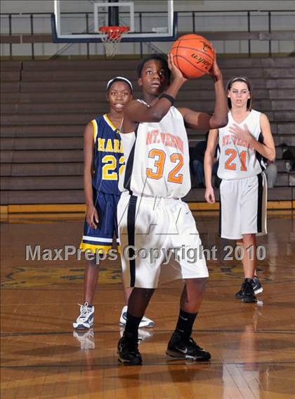 Thumbnail 1 in Mt. Vernon vs Marion (Regional Playoffs) photogallery.