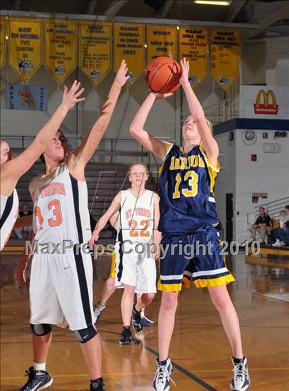Thumbnail 1 in Mt. Vernon vs Marion (Regional Playoffs) photogallery.