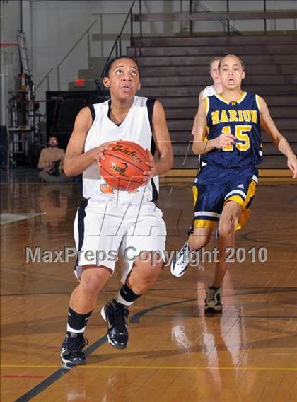 Thumbnail 1 in Mt. Vernon vs Marion (Regional Playoffs) photogallery.